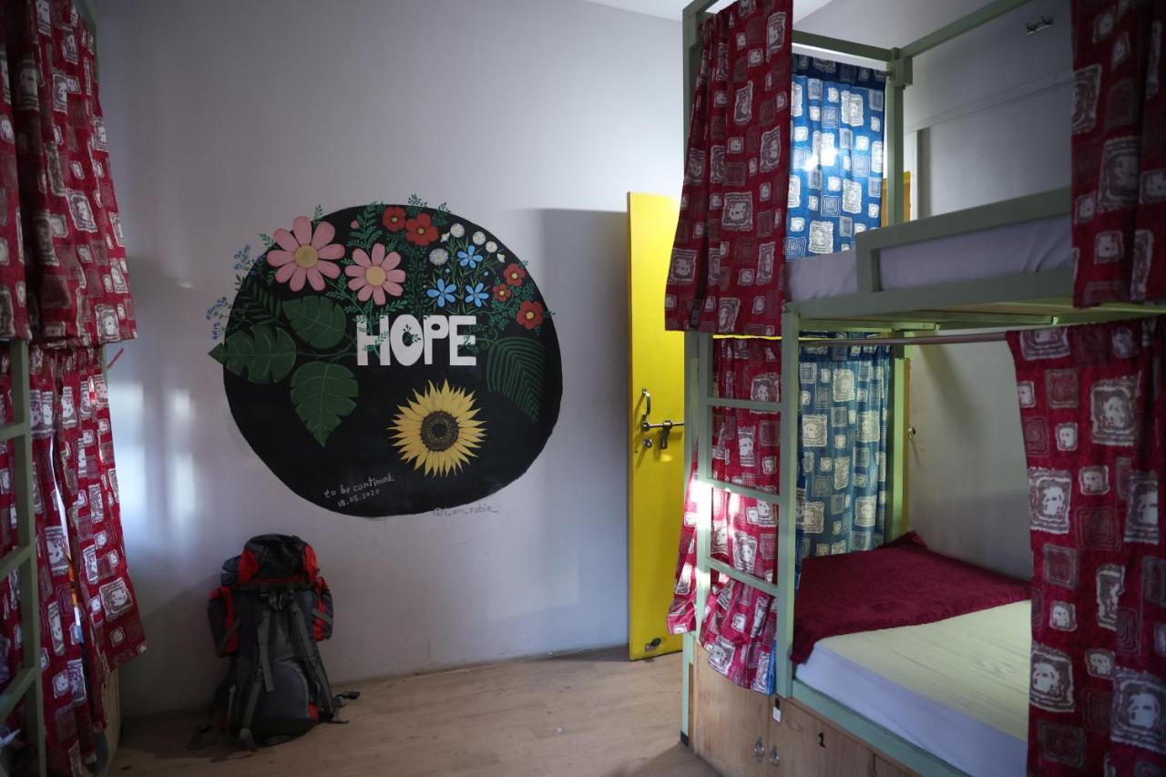 Good Vibes Hostel Varanasi Exterior photo
