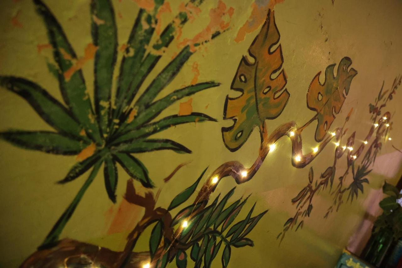 Good Vibes Hostel Varanasi Exterior photo