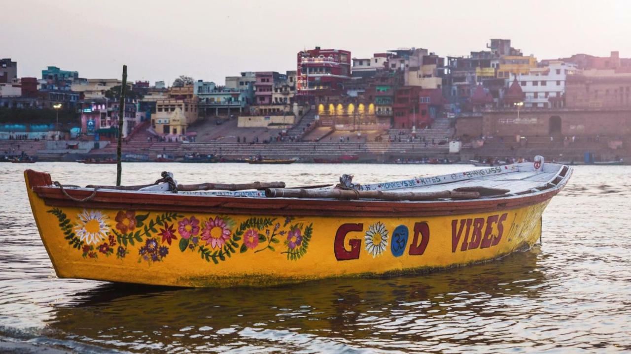 Good Vibes Hostel Varanasi Exterior photo